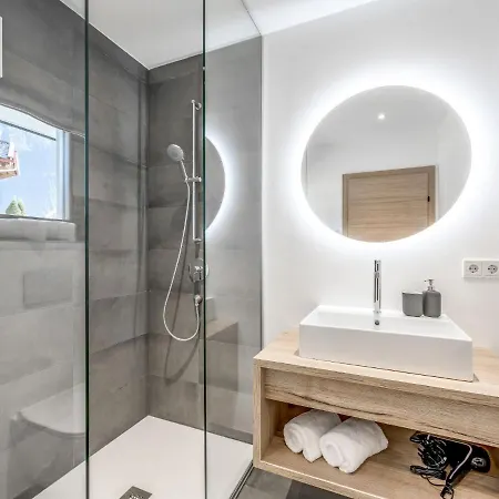 Alpenchalet Tirol-1 By Interhome 公寓 *